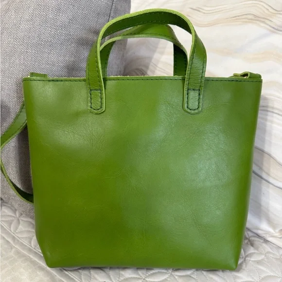 Portland Leather Goods Mini Crossbody NEW Green Apple zippered. - Picture 2 of 6